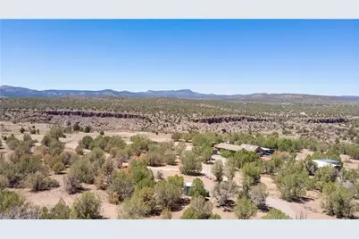 19205 E Mesa View Trail, Kingman, AZ 86401 - Photo 37