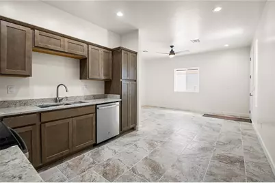 875 E Beverly Avenue, Kingman, AZ 86409 - Photo 9