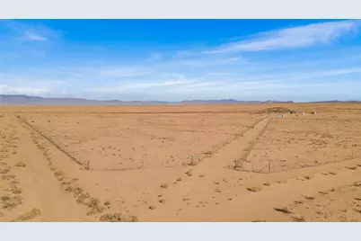 1490 W Dambro Ranch Road, Kingman, AZ 86409 - Photo 11