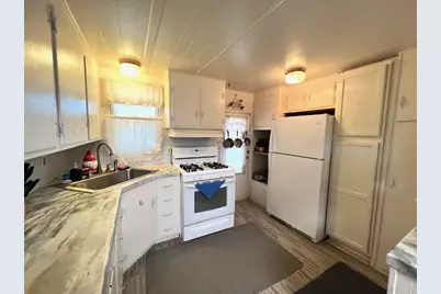 2038 Gregg Lane, Bullhead City, AZ 86442 - Photo 7