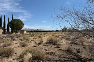 7613 E Chuckawalla Dr, Kingman, AZ 86401 - Photo 1