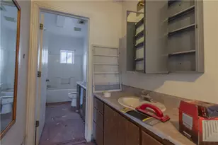 245 W Warren Ave, Colorado City, AZ 86021 - Photo 27