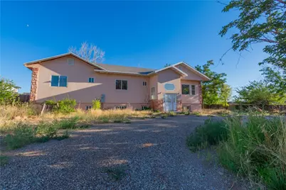 245 W Warren Avenue, Colorado City, AZ 86021 - Photo 1