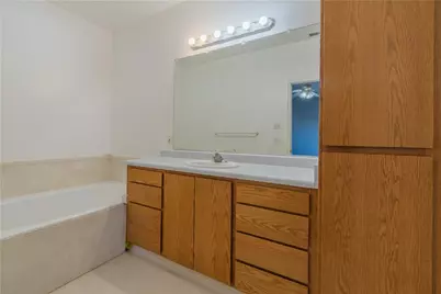 245 W Warren Avenue, Colorado City, AZ 86021 - Photo 17