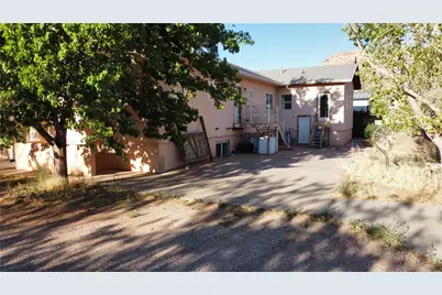 245 W Warren Avenue, Colorado City, AZ 86021 - Photo 9