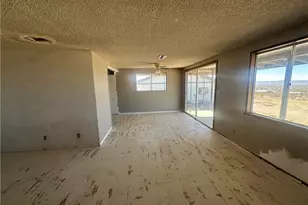 15981 N Joshua Dr, Dolan Springs, AZ 86441 - Photo 9