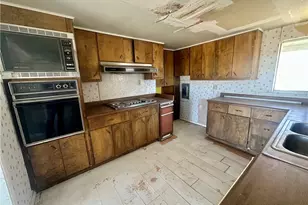 15981 N Joshua Dr, Dolan Springs, AZ 86441 - Photo 11