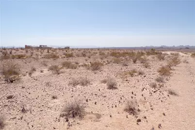 20718010 W Santa Fe Ranch Road, Yucca, AZ 86438 - Photo 15