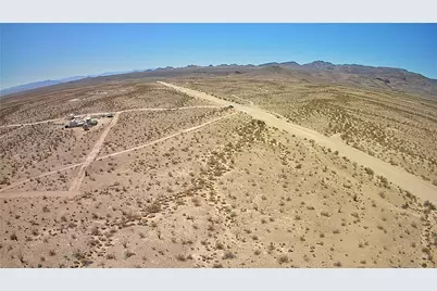 20718010 W Santa Fe Ranch Road, Yucca, AZ 86438 - Photo 29