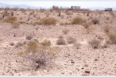 20718010 W Santa Fe Ranch Road, Yucca, AZ 86438 - Photo 17