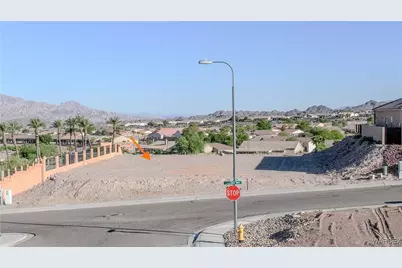 2853 Tuscany Way, Bullhead City, AZ 86429 - Photo 7