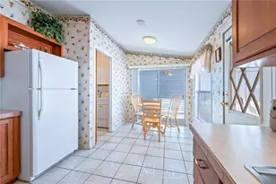 2350 Adobe Rd, Bullhead City, AZ 86442 - Photo 13