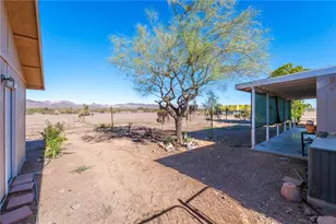 705 S Eden Rd, Golden Valley, AZ 86413 - Photo 35
