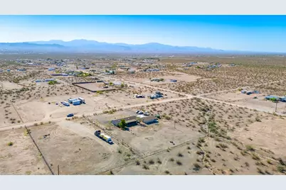 705 S Eden Road, Golden Valley, AZ 86413 - Photo 59