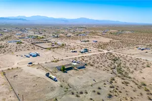 705 S Eden Rd, Golden Valley, AZ 86413 - Photo 59