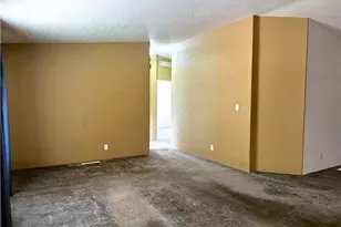 3746 N Bouse Rd, Golden Valley, AZ 86413 - Photo 25