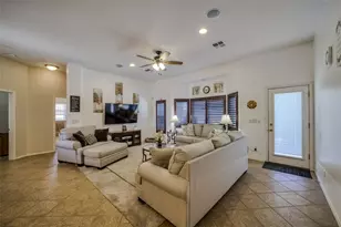 2706 Sanctuary Dr, Bullhead City, AZ 86442 - Photo 11