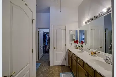 2706 Sanctuary Drive, Bullhead City, AZ 86442 - Photo 15