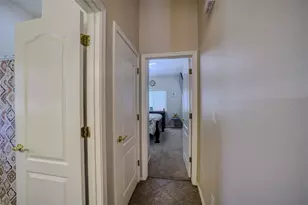 2706 Sanctuary Dr, Bullhead City, AZ 86442 - Photo 19