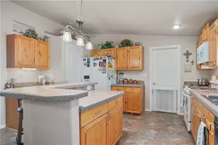 18676 E Globe Willow Dr, Kingman, AZ 86401 - Photo 13