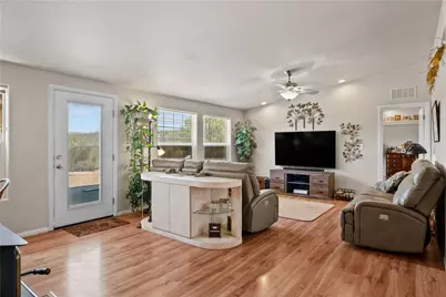 18676 E Globe Willow Drive, Kingman, AZ 86401 - Photo 5