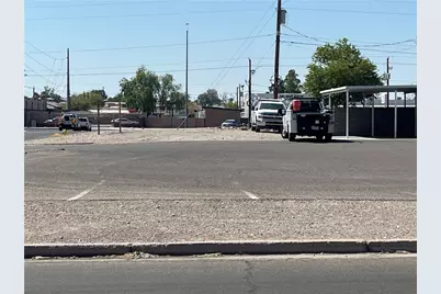 868 Gemstone Avenue, Bullhead City, AZ 86442 - Photo 1