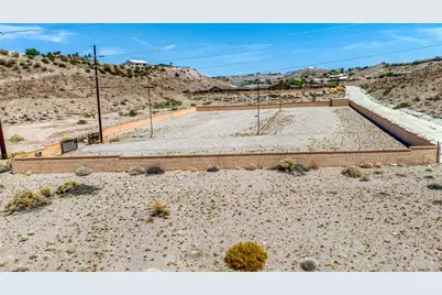 2620 Desert Foothills Boulevard, Bullhead City, AZ 86429 - Photo 9