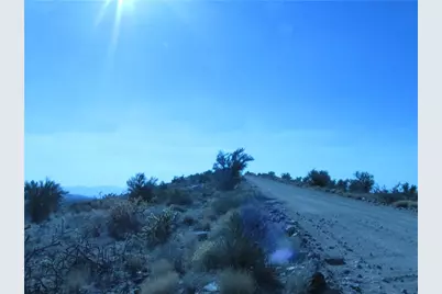 000 Lazy Y U Drive, Kingman, AZ 86401 - Photo 3