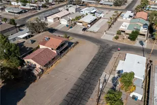 2167 Oswood Ln, Bullhead City, AZ 86442 - Photo 11