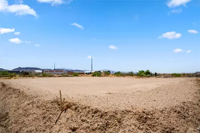 3260 N Mobile Rd, Golden Valley, AZ 86413 - Photo 11