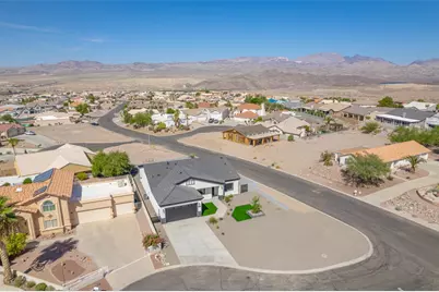 2570 N Ridge Avenue, Bullhead City, AZ 86429 - Photo 11