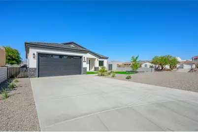 2570 N Ridge Avenue, Bullhead City, AZ 86429 - Photo 9