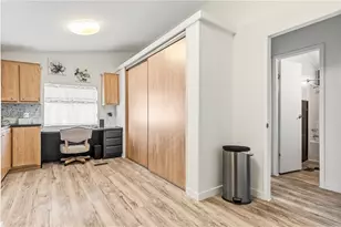 2960 Silver Creek Road Unit, Bullhead City, AZ 86442 - Photo 17