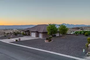 1805 Stovall St, Bullhead City, AZ 86442 - Photo 79