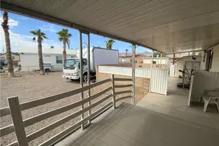 1901 Hualapai Dr, Bullhead City, AZ 86442 - Photo 19