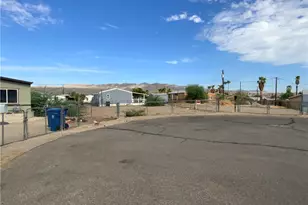 1901 Hualapai Dr, Bullhead City, AZ 86442 - Photo 5