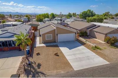 1788 Riverside Drive, Bullhead City, AZ 86442 - Photo 1