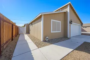1788 Riverside Dr, Bullhead City, AZ 86442 - Photo 29