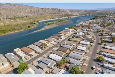 1788 Riverside Drive, Bullhead City, AZ 86442 - Photo 19