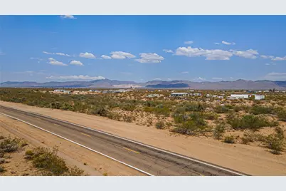 3896 N Laguna Road, Golden Valley, AZ 86413 - Photo 11