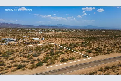 3896 N Laguna Road, Golden Valley, AZ 86413 - Photo 3