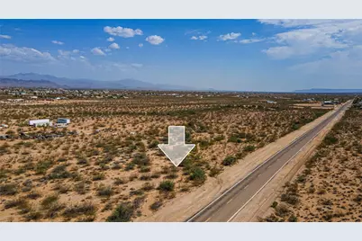 3896 N Laguna Road, Golden Valley, AZ 86413 - Photo 7