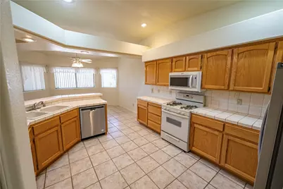 1142 E Cactus Valley Drive, Kingman, AZ 86409 - Photo 31