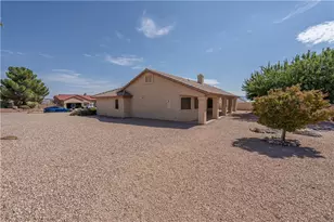 1142 E Cactus Valley Dr, Kingman, AZ 86409 - Photo 11