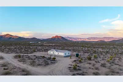 5874 Ehrenburg Drive, Golden Valley, AZ 86413 - Photo 7