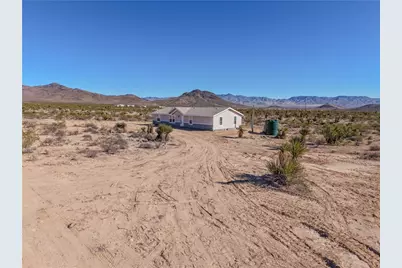 5874 Ehrenburg Drive, Golden Valley, AZ 86413 - Photo 3