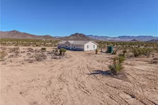 5874 Ehrenburg Dr, Golden Valley, AZ 86413 - Photo 3