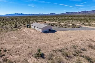 5874 Ehrenburg Dr, Golden Valley, AZ 86413 - Photo 41