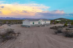 5874 Ehrenburg Dr, Golden Valley, AZ 86413 - Photo 29