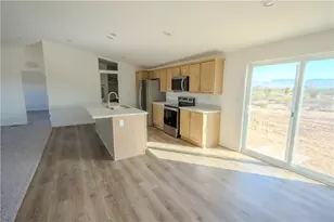 5874 Ehrenburg Dr, Golden Valley, AZ 86413 - Photo 17